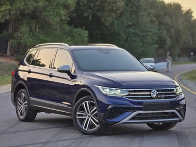2023 Volkswagen Tiguan| Korean Specs | Pristine Condition | Orginal paint | Accident free | 7 Seatrs-0