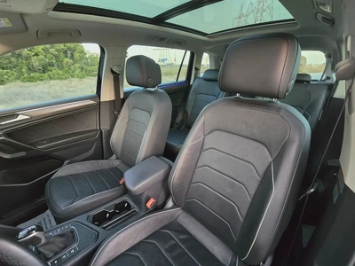 2023 Volkswagen Tiguan| Korean Specs | Pristine Condition | Orginal paint | Accident free | 7 Seatrs-10