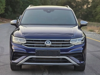 2023 Volkswagen Tiguan| Korean Specs | Pristine Condition | Orginal paint | Accident free | 7 Seatrs-1