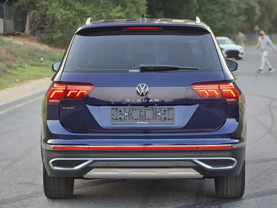 2023 Volkswagen Tiguan| Korean Specs | Pristine Condition | Orginal paint | Accident free | 7 Seatrs-4