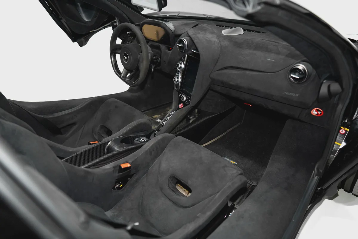 MCLAREN 765 LT SPIDER | FULL CARBON INT/ EXT | HRE FORGED WHEELS | VERY LOW MILEAGE-12-12
