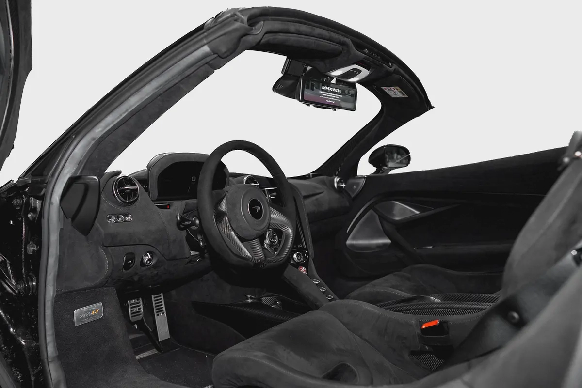 MCLAREN 765 LT SPIDER | FULL CARBON INT/ EXT | HRE FORGED WHEELS | VERY LOW MILEAGE-7-7