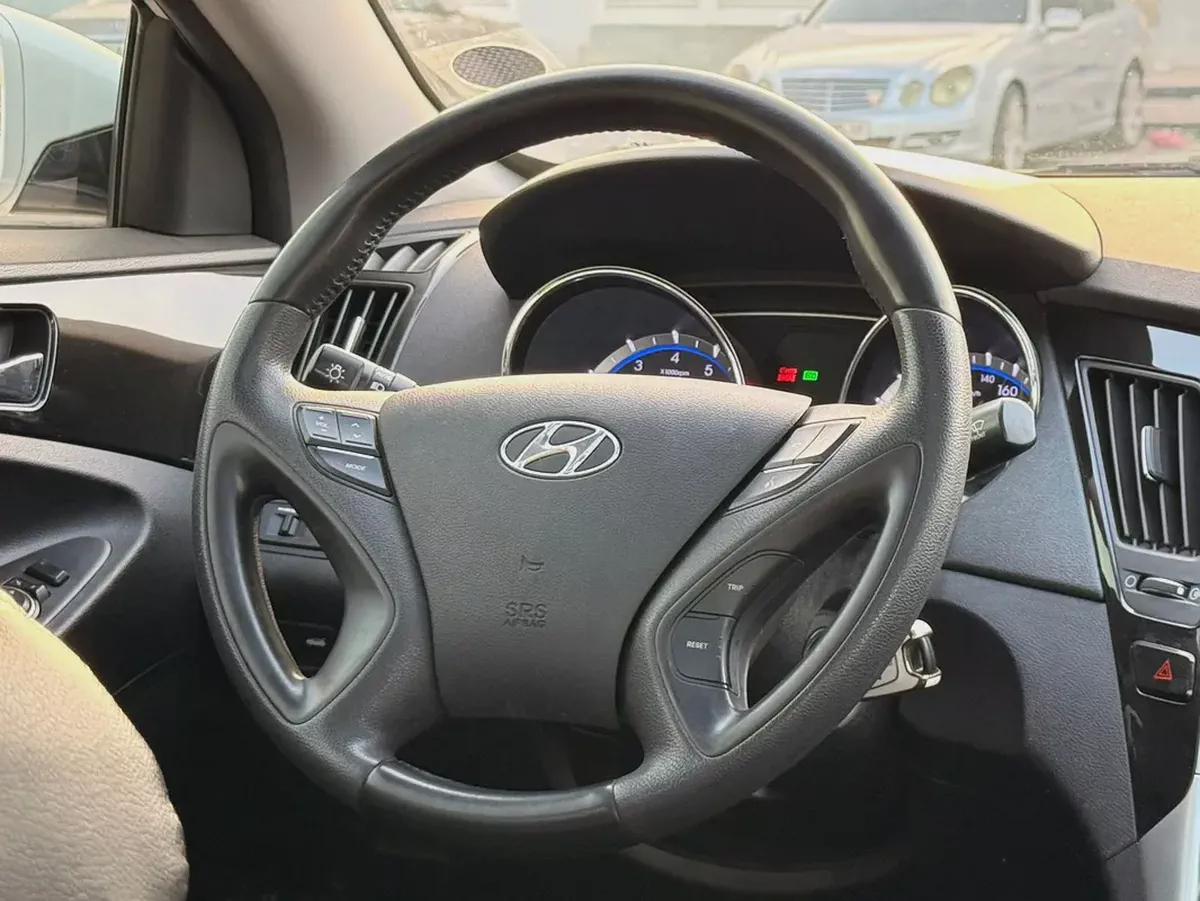 2011 Hyundai Sonata Limited (Korean Specs) - Excellent Condition-15-15