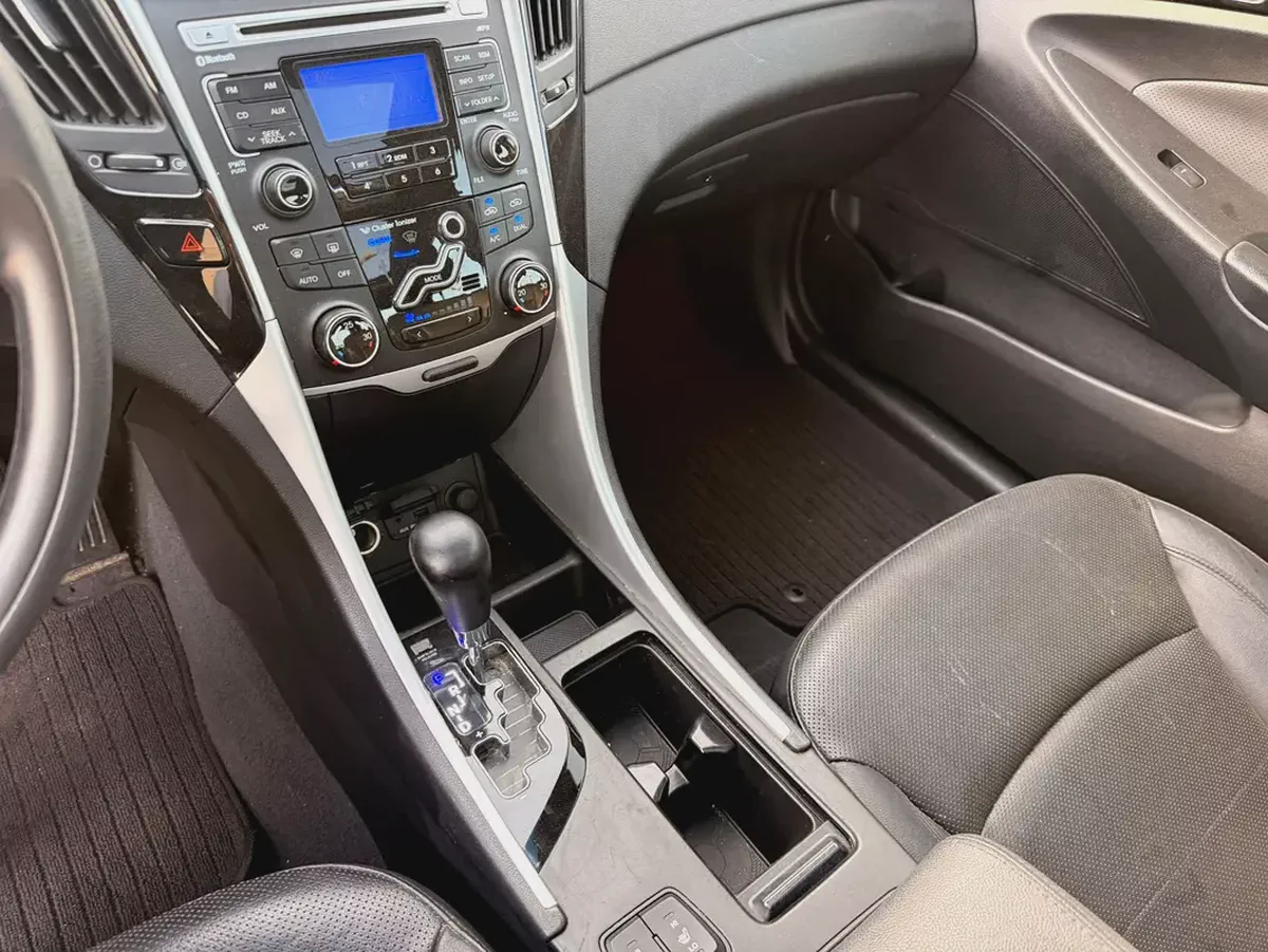 2011 Hyundai Sonata Limited (Korean Specs) - Excellent Condition-18-18