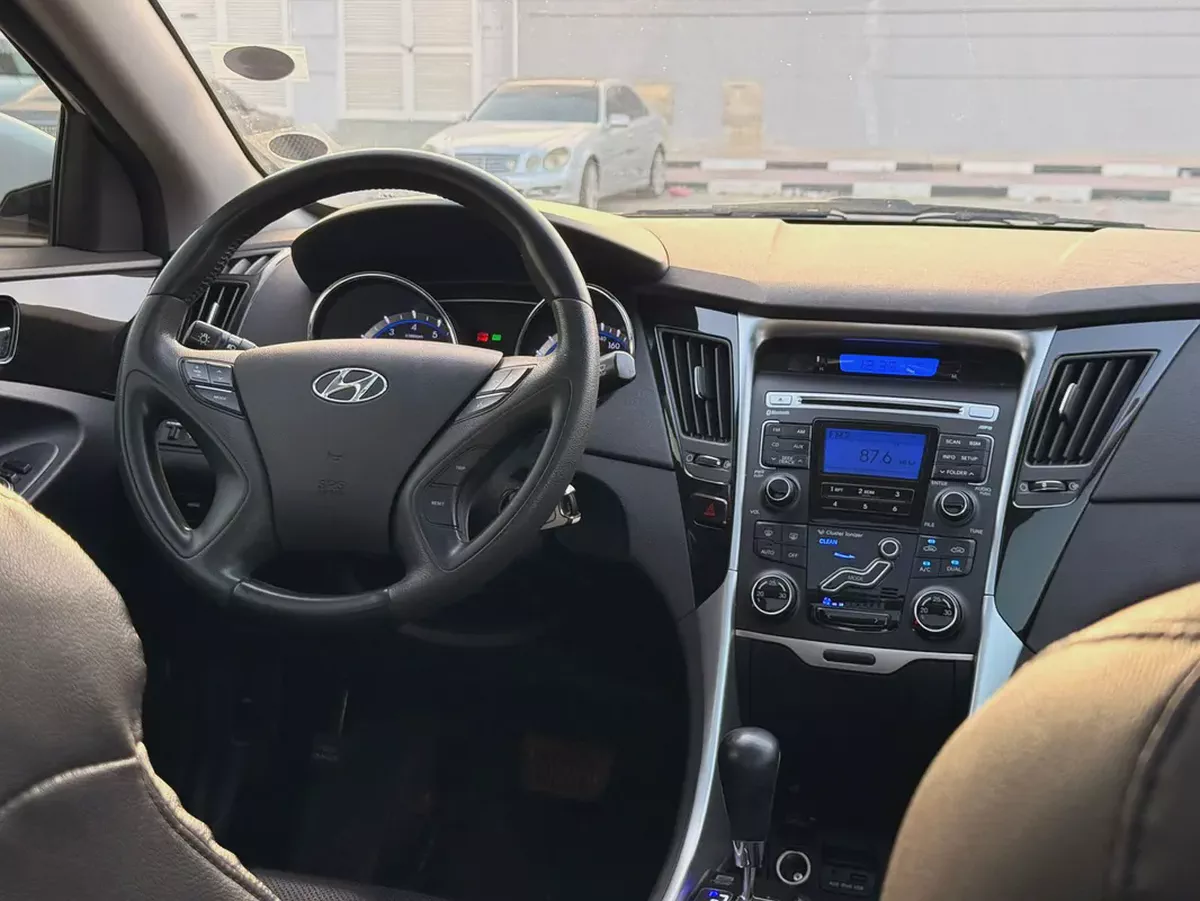2011 Hyundai Sonata Limited (Korean Specs) - Excellent Condition-7-7