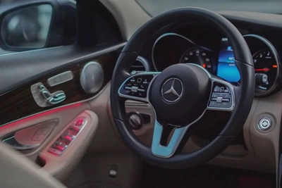 MERCEDES C300 2020-7
