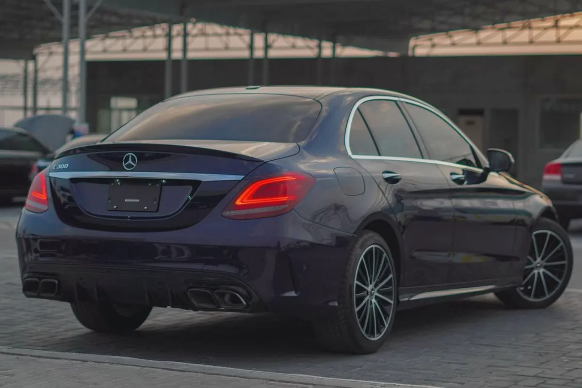 MERCEDES C300 2020-3-3