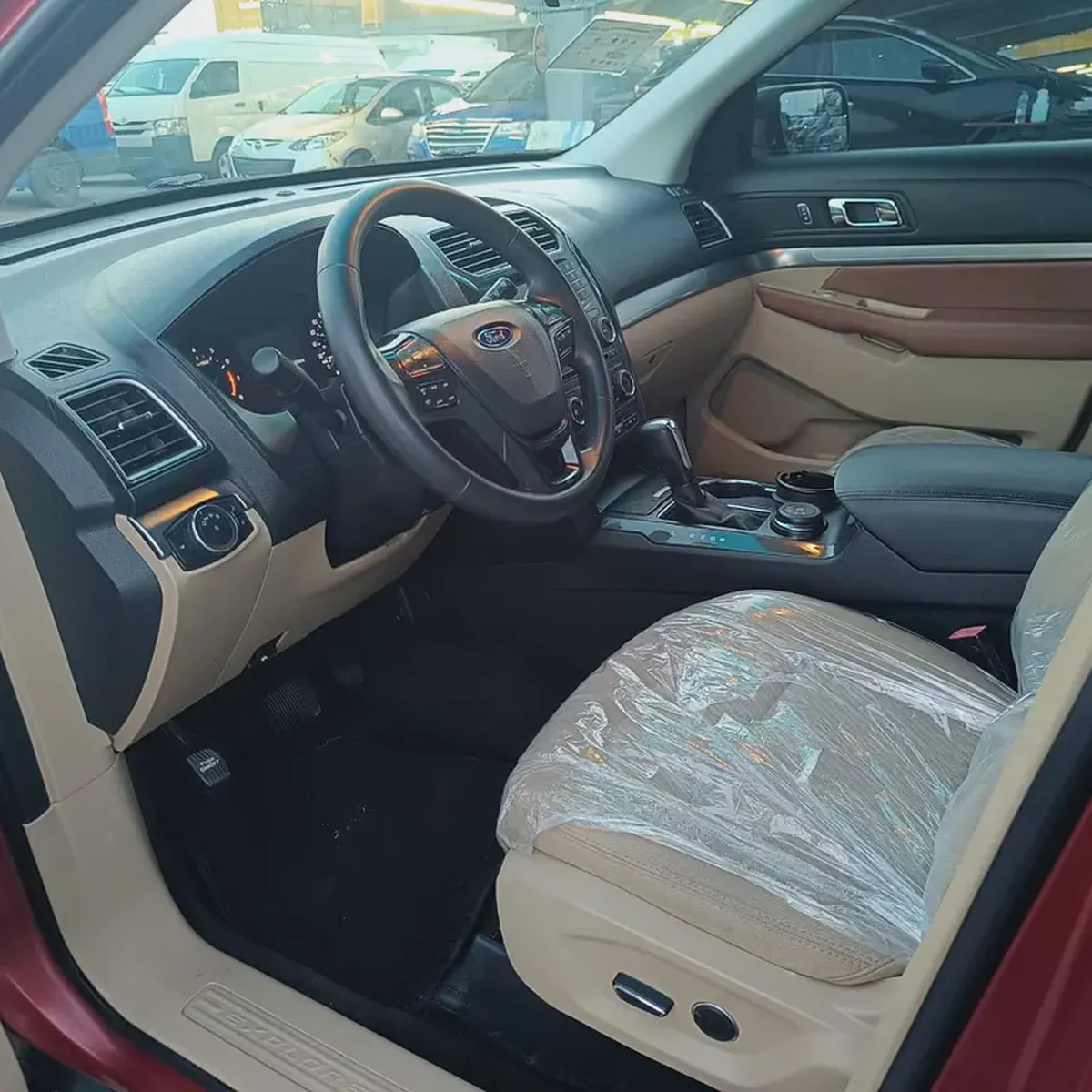 Well Maintained 2017 Ford Explorer GCC Specs-15-15