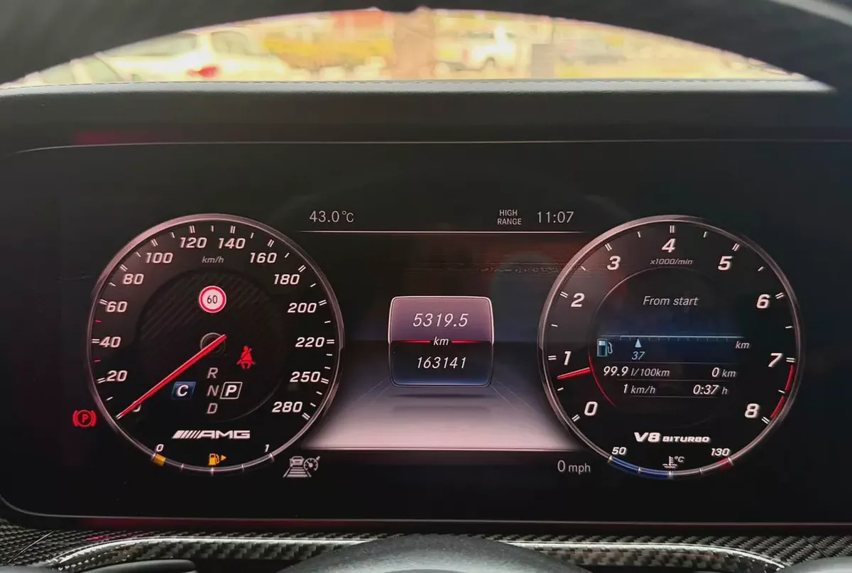 2019 Mercedes-Benz G-Class G 63 AMG GCC Specs-8-8