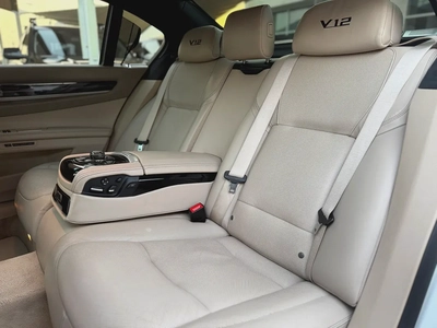 BMW 760M Gcc Full Option Free Accident Super Clean-17
