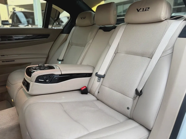 BMW 760M Gcc Full Option Free Accident Super Clean