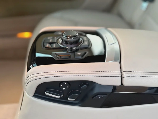 BMW 760M Gcc Full Option Free Accident Super Clean
