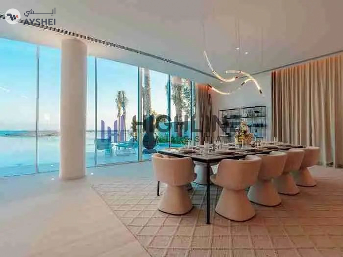 Sophisticated Vibrant Beach Luxury Villa