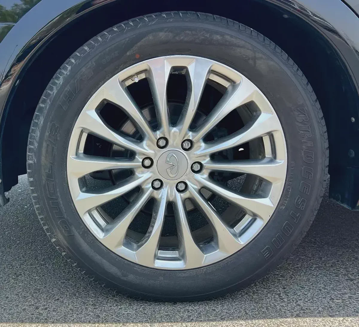 INFINITI QX80 2017 VIP FULL OPTION-8-8