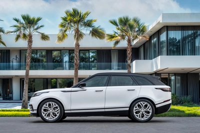 2,742 P.M |  Range Rover Velar R-Dynamic | 0% Downpayment | LR Warranty til Feb 2027!-1