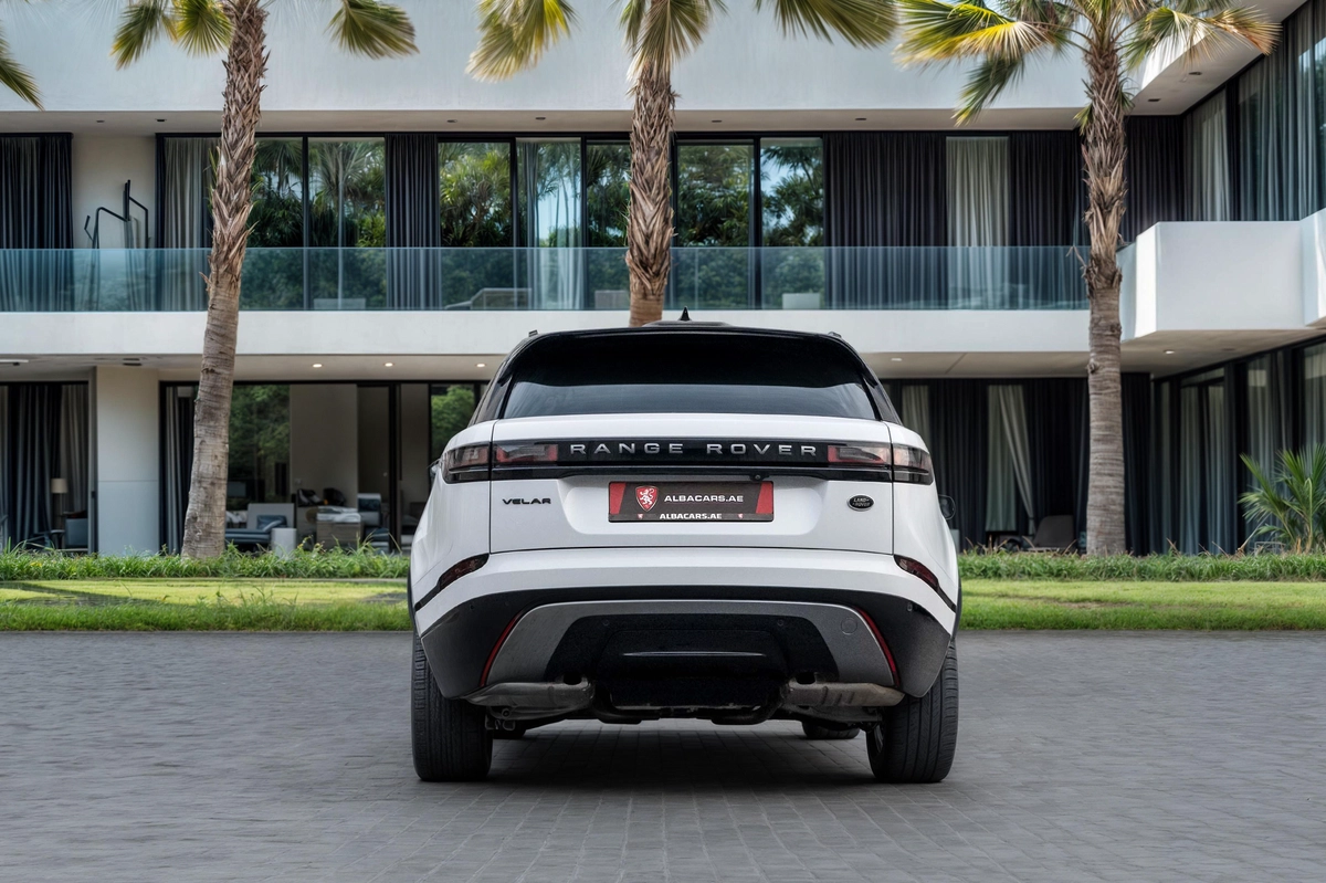 2,742 P.M |  Range Rover Velar R-Dynamic | 0% Downpayment | LR Warranty til Feb 2027!-4-4
