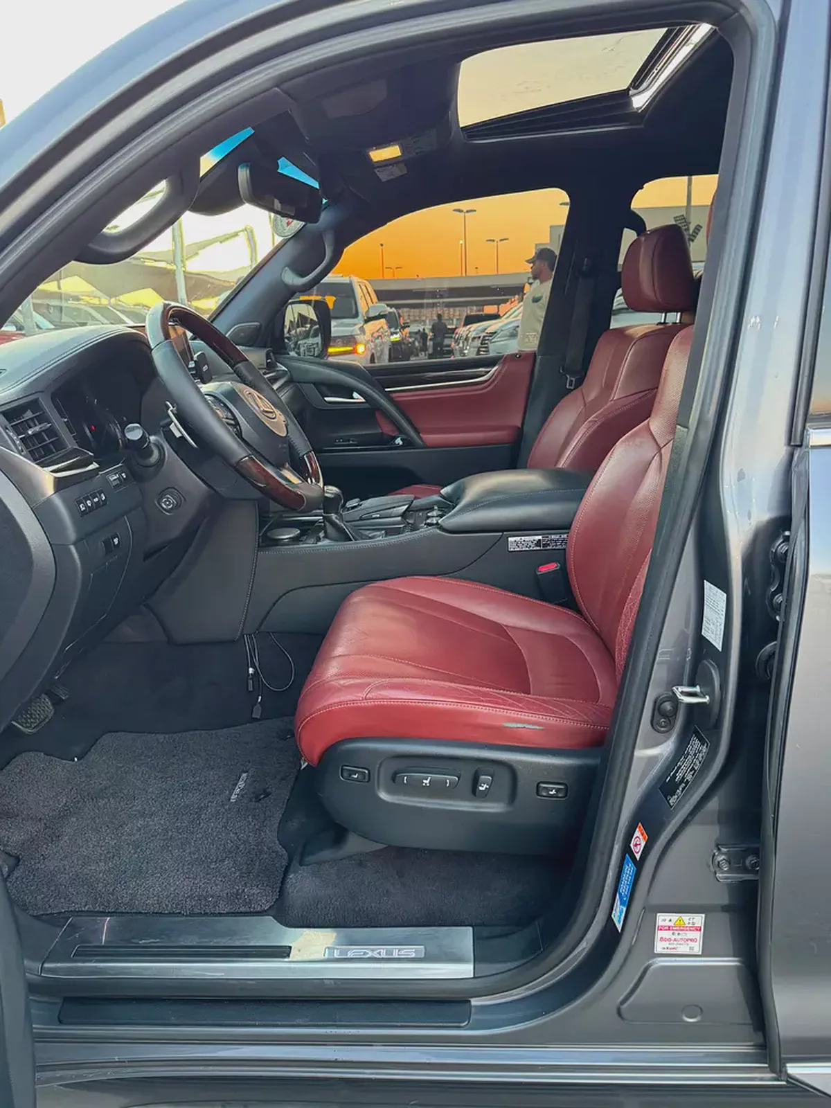 لكذس Lx 570 خليجي Lexus LX 570 Sport S+ 2017 | GCC Specs | Pristine Condition-16-16