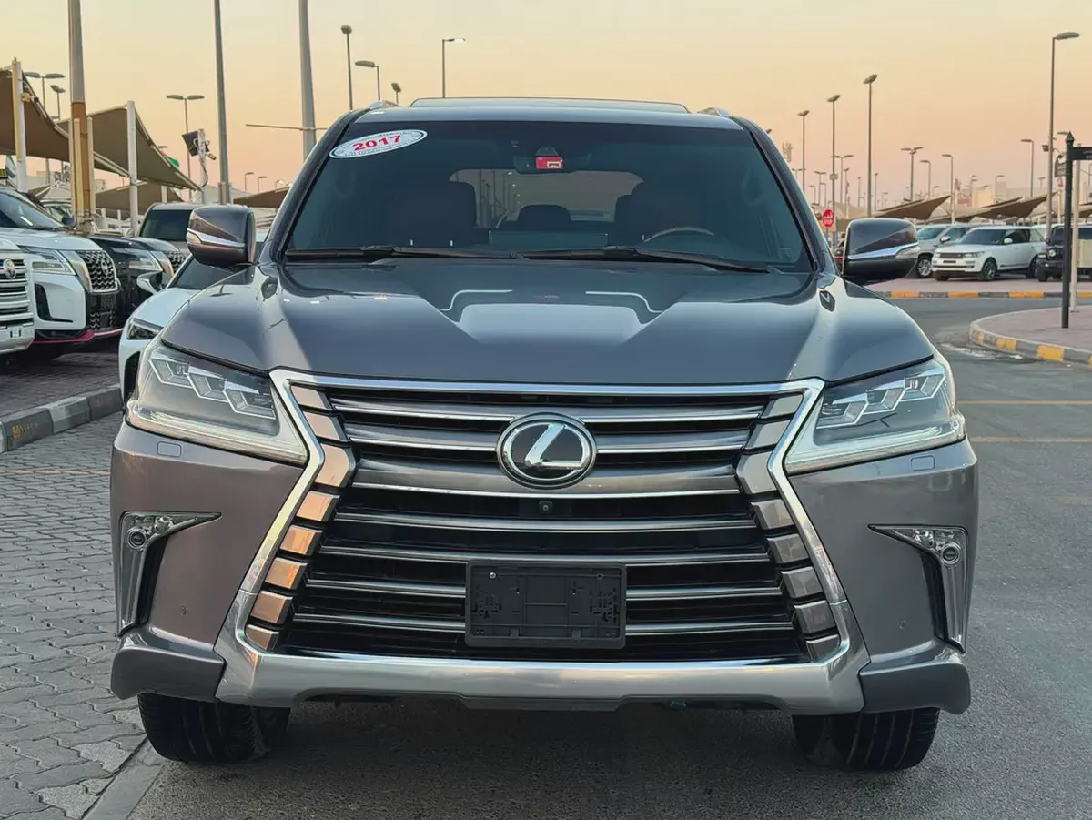 لكذس Lx 570 خليجي Lexus LX 570 Sport S+ 2017 | GCC Specs | Pristine Condition