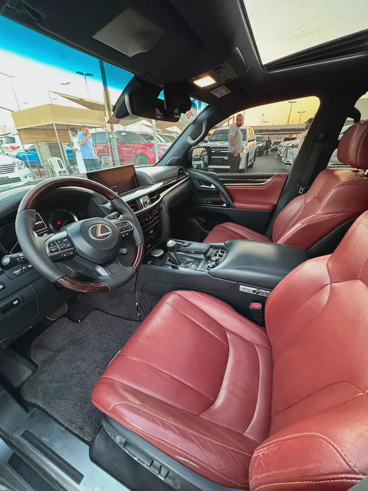 لكذس Lx 570 خليجي Lexus LX 570 Sport S+ 2017 | GCC Specs | Pristine Condition-7-7