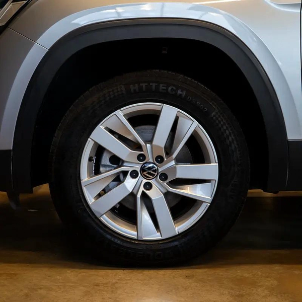 AED 1,532 p.m • 0% Downpayment • Volkswagen Teramont • 1 Year Warranty