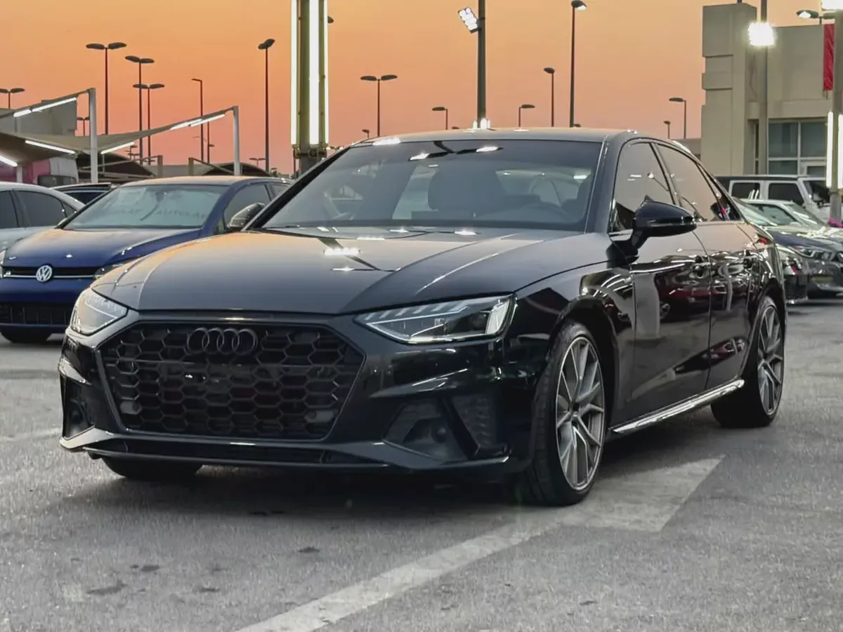 (2023) AUDI // A4 S LINE //GCC//FULL OPTION//LOW MILLAGE //EXCELLENT CONDITION//-2-2