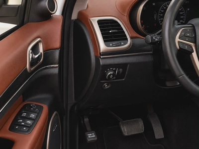 AED 2,350 PM | JEEP GRAND CHEROKEE | SUMMIT | FREE ACCIDENT | WELL MAINTAINED | 0% DOWNPAYMENT-15