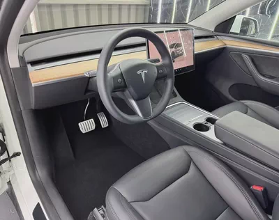 Low Mileage | GCC |  Tesla Basic Vehicle  Warranty 2028 or 80k Kms | Battery Warranty 2032 / 192k Km-9
