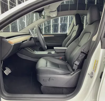 Low Mileage | GCC |  Tesla Basic Vehicle  Warranty 2028 or 80k Kms | Battery Warranty 2032 / 192k Km-11