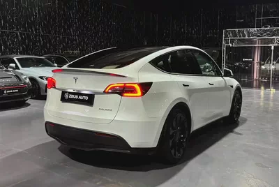 Low Mileage | GCC |  Tesla Basic Vehicle  Warranty 2028 or 80k Kms | Battery Warranty 2032 / 192k Km-3