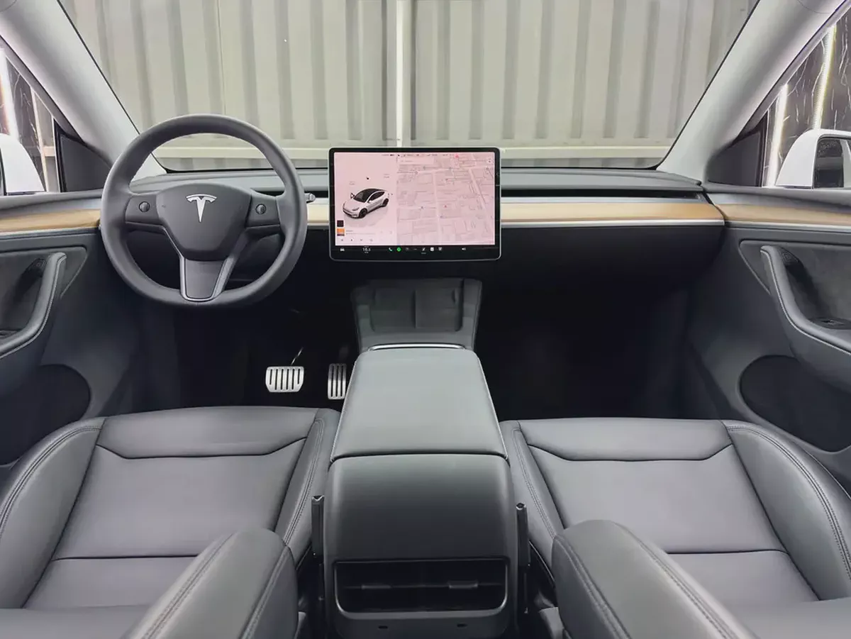 Low Mileage | GCC |  Tesla Basic Vehicle  Warranty 2028 or 80k Kms | Battery Warranty 2032 / 192k Km-16-16