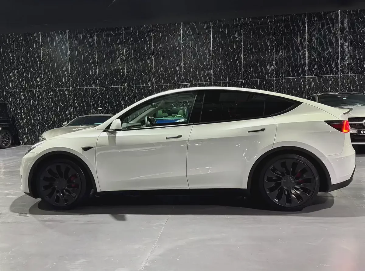 Low Mileage | GCC |  Tesla Basic Vehicle  Warranty 2028 or 80k Kms | Battery Warranty 2032 / 192k Km-6-6