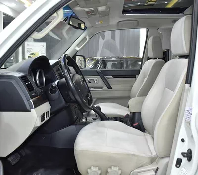 Mitsubishi Pajero GLS ( 2019 Model ) in White Color GCC Specs-11