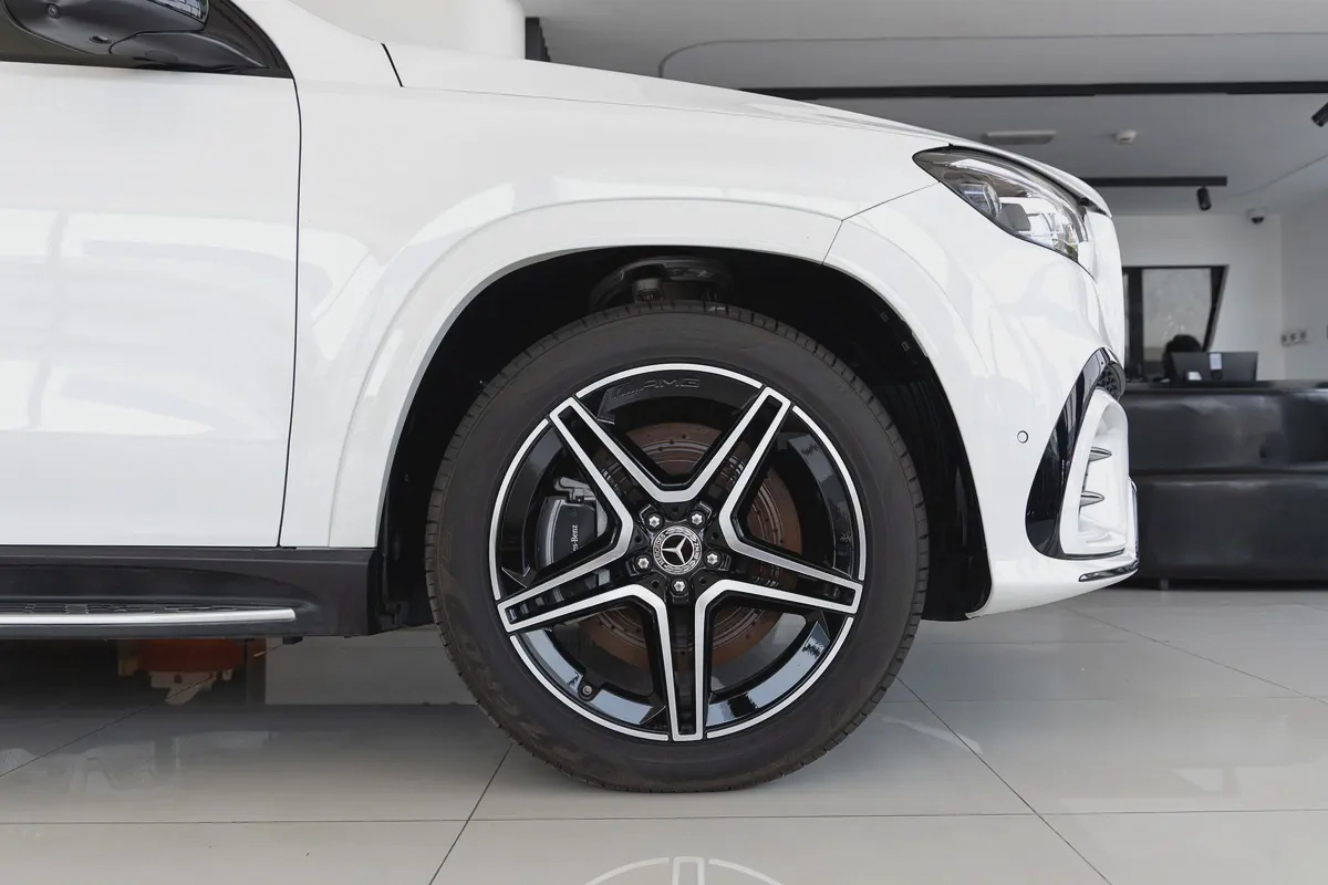 Mercedes-Benz AMG GLS450 SUV | New Facelift | GCC | 5 Years Gargash Auto Warranty  Service Cont-7-7