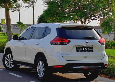 759-Monthly l GCC l 5 Seater, Cruise, Camera, GPS l Accident Free-9