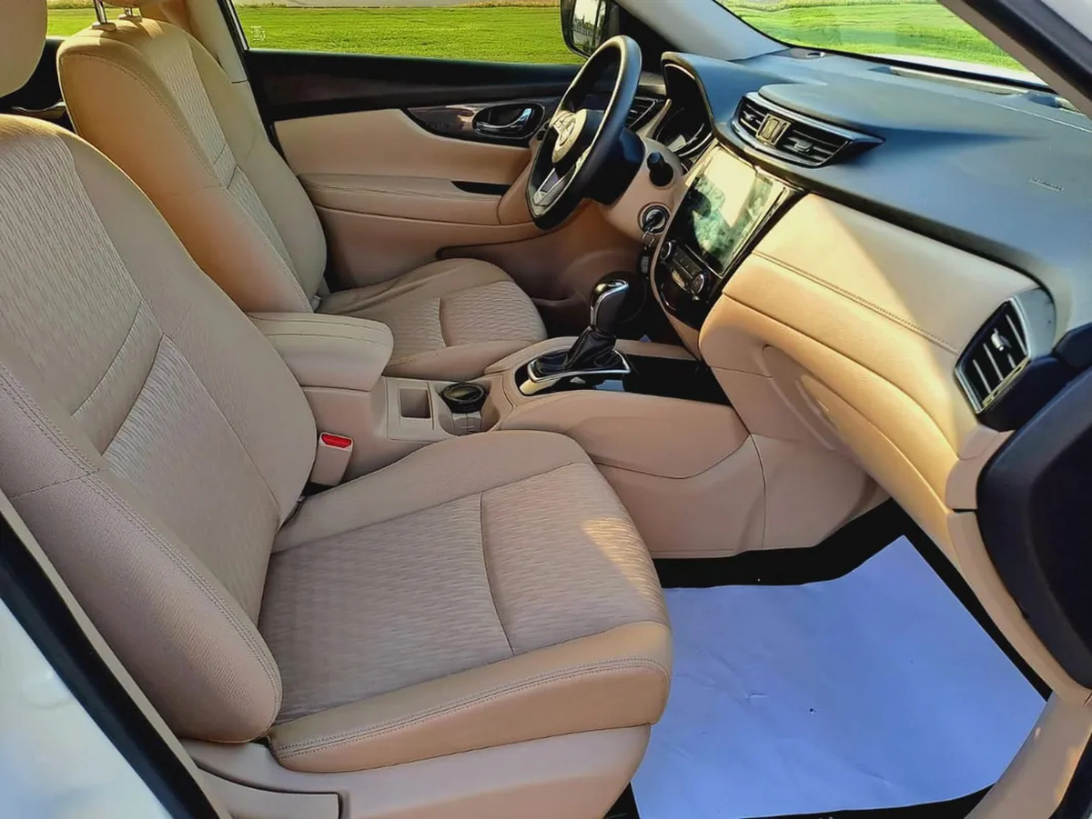 759-Monthly l GCC l 5 Seater, Cruise, Camera, GPS l Accident Free