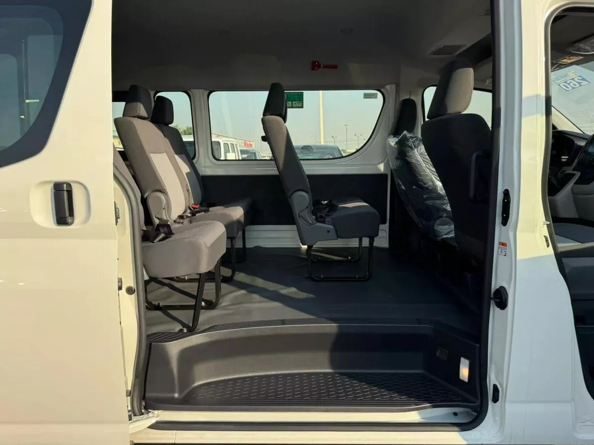 Toyota Hiace GL 2.8L Diesel MT 2026 Export Price @ 158,000 AED-5-5