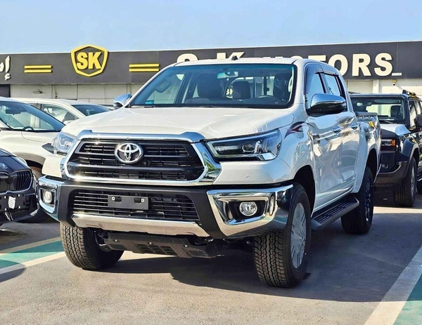 Toyota Hilux SR5 / 2.4L DIESEL A/T / BLIND SPOT / DIFF LOCK / FR&RR CHROME BUMPERS / (CODE # HDFAA)