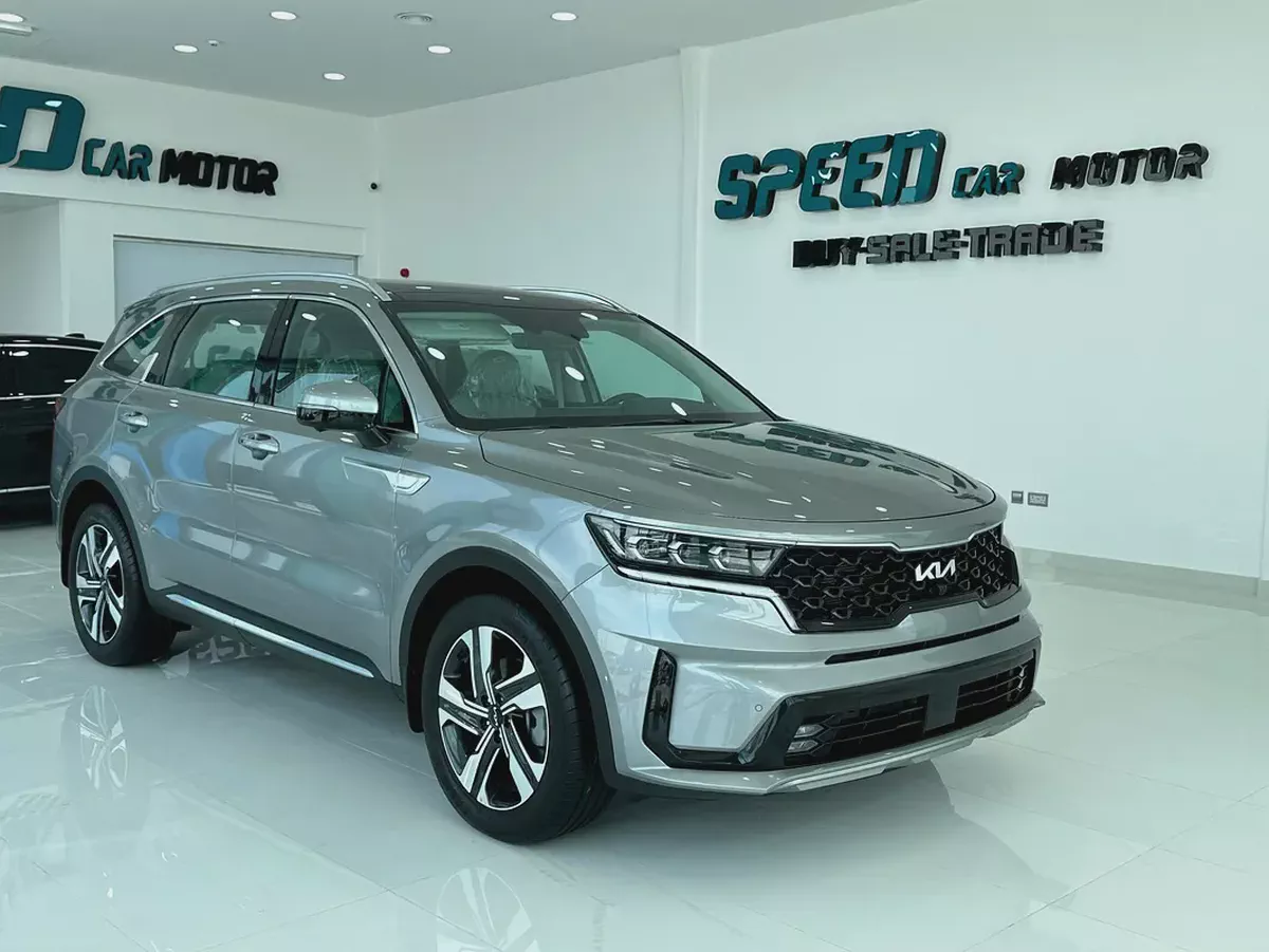 Kia Sorento GT-Line 2023, GCC Specs, Excellent Condition-2-2
