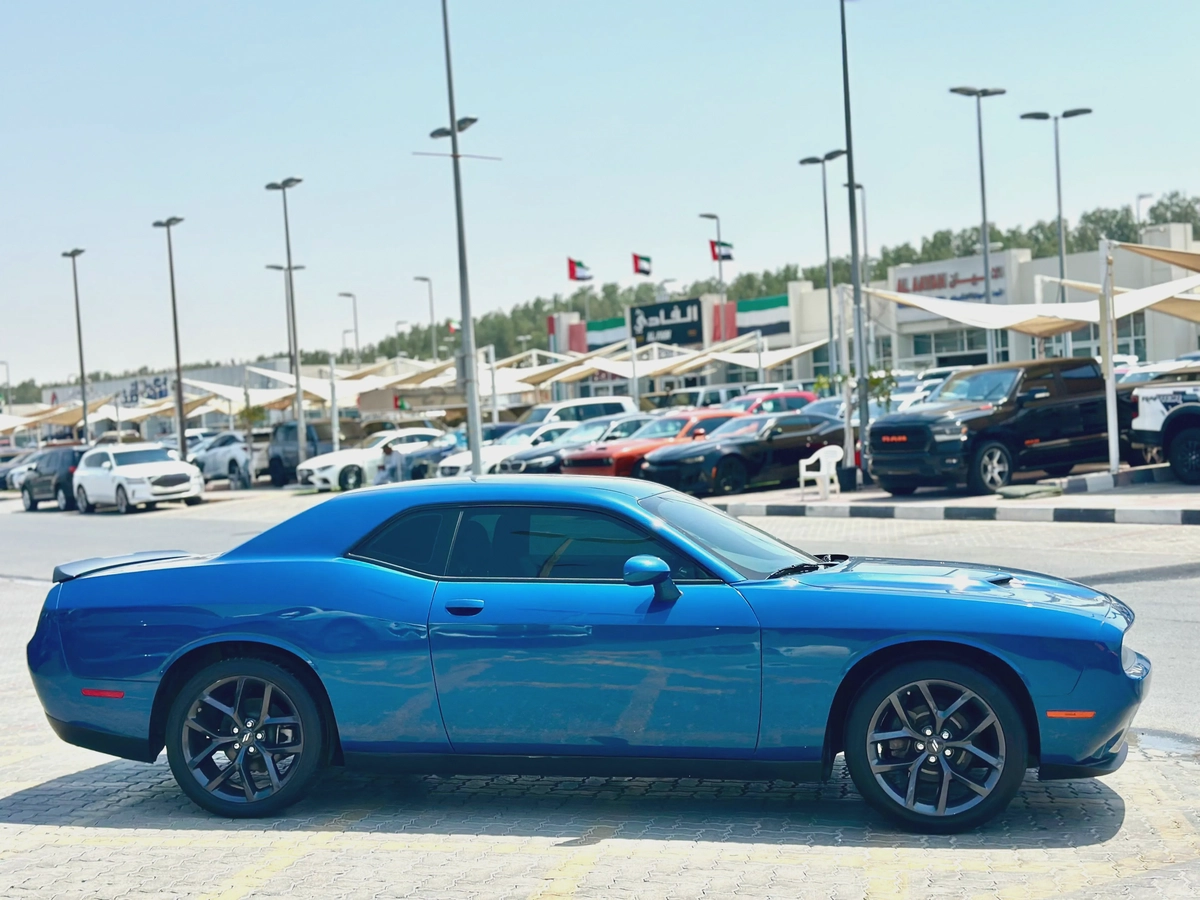 2023 Dodge Challenger SXT-6-6