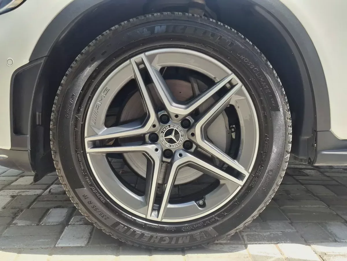 Mercedes-Benz GLC 220 d Coupe 2021 | Korean Specs | Excellent Condition-7-7
