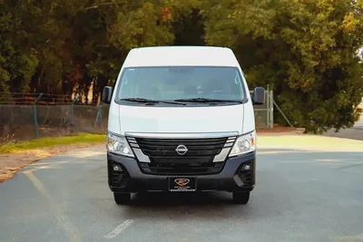 High-Roof 13-Seater Passenger Van | Manual | GCC Specs | Ref#N85546-4