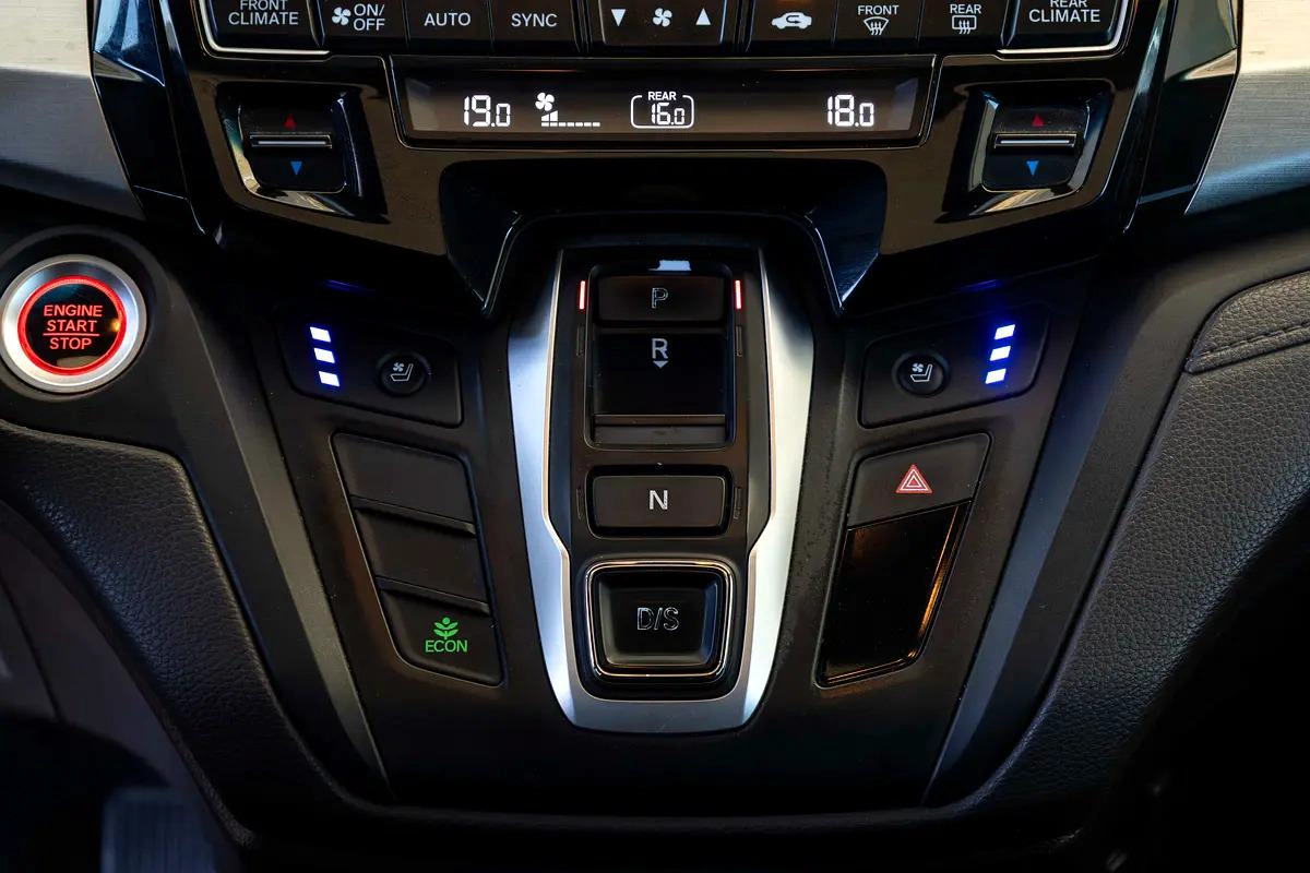 Honda Odyssey Touring Elite-7-7