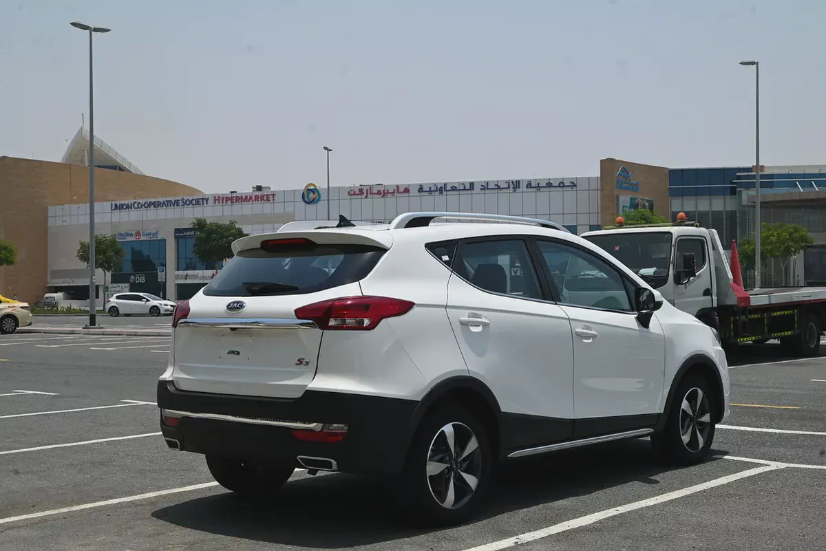 0% DP - JAC S3+ 2023 GCC - LOW MILEAGE - ACCIDENT FREE-4-4