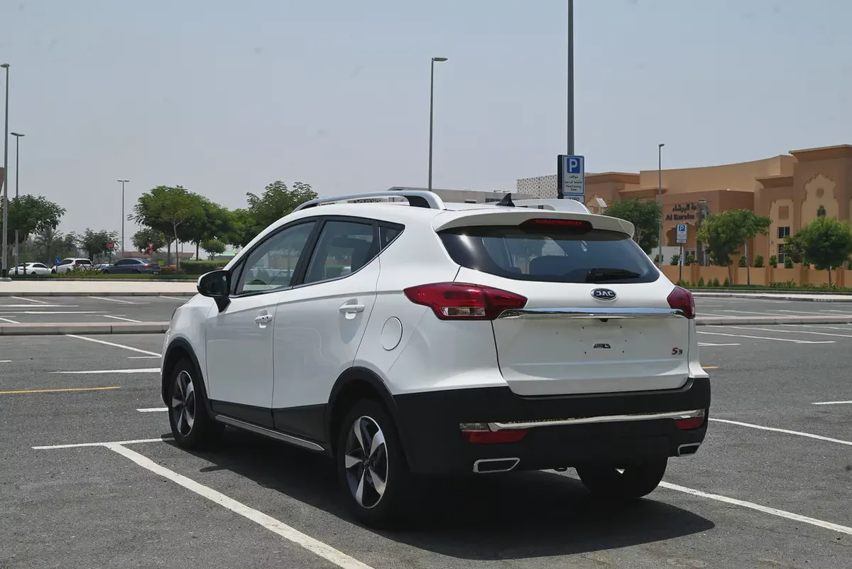 0% DP - JAC S3+ 2023 GCC - LOW MILEAGE - ACCIDENT FREE-6-6