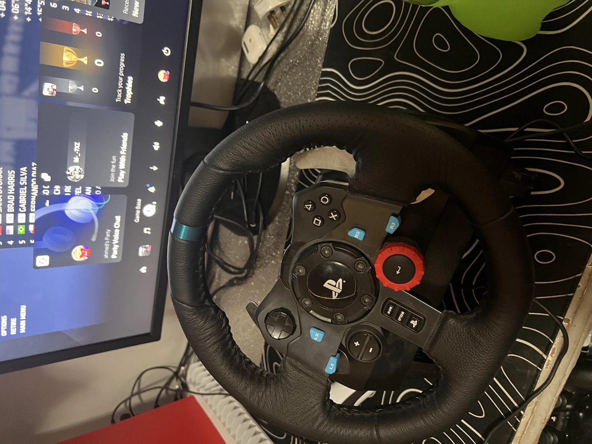 g29 racing wheel ps5/ps4/Pc 