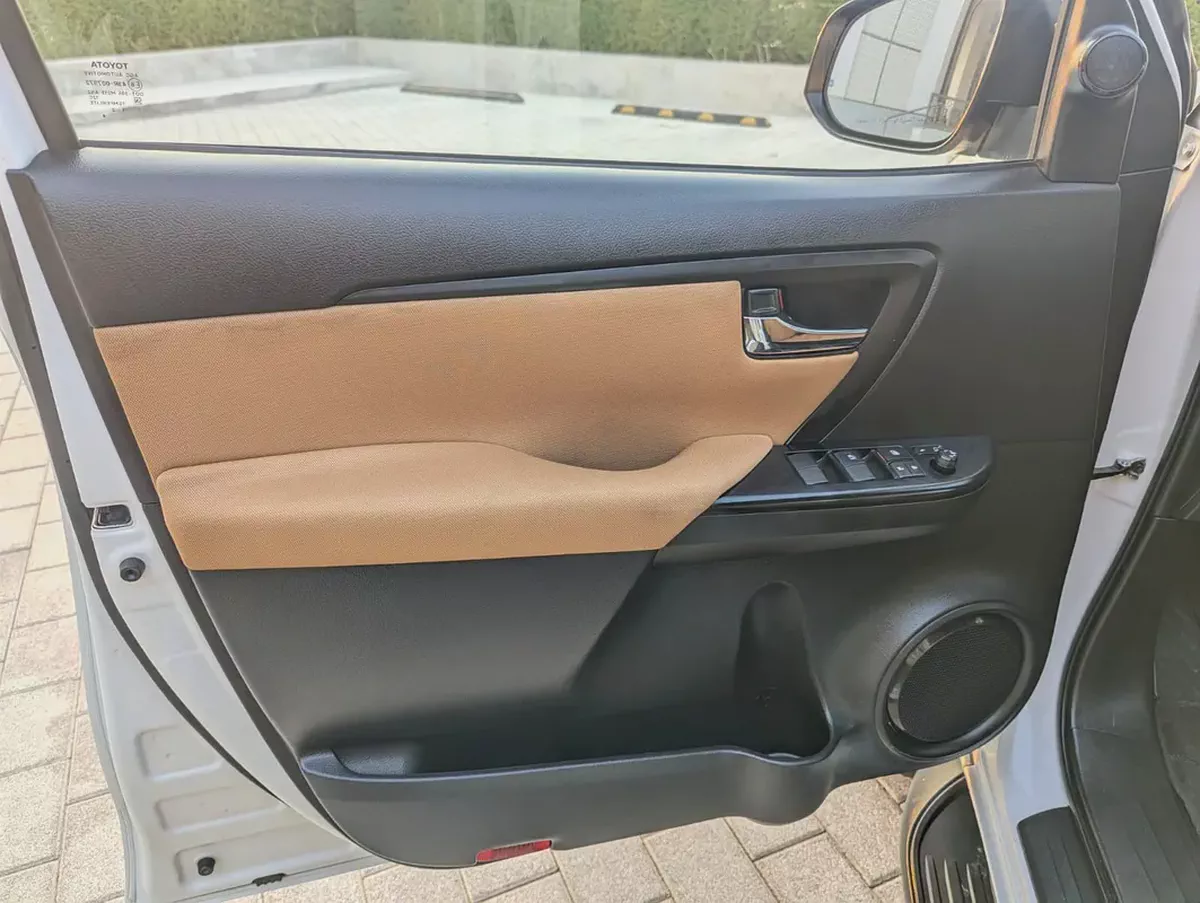 Toyota Fortuner 2023 EXR GCC Specs Interior and Exterior Excellent Condition-16-16