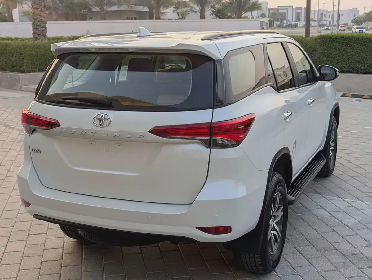 Toyota Fortuner 2023 EXR GCC Specs Interior and Exterior Excellent Condition-5-5