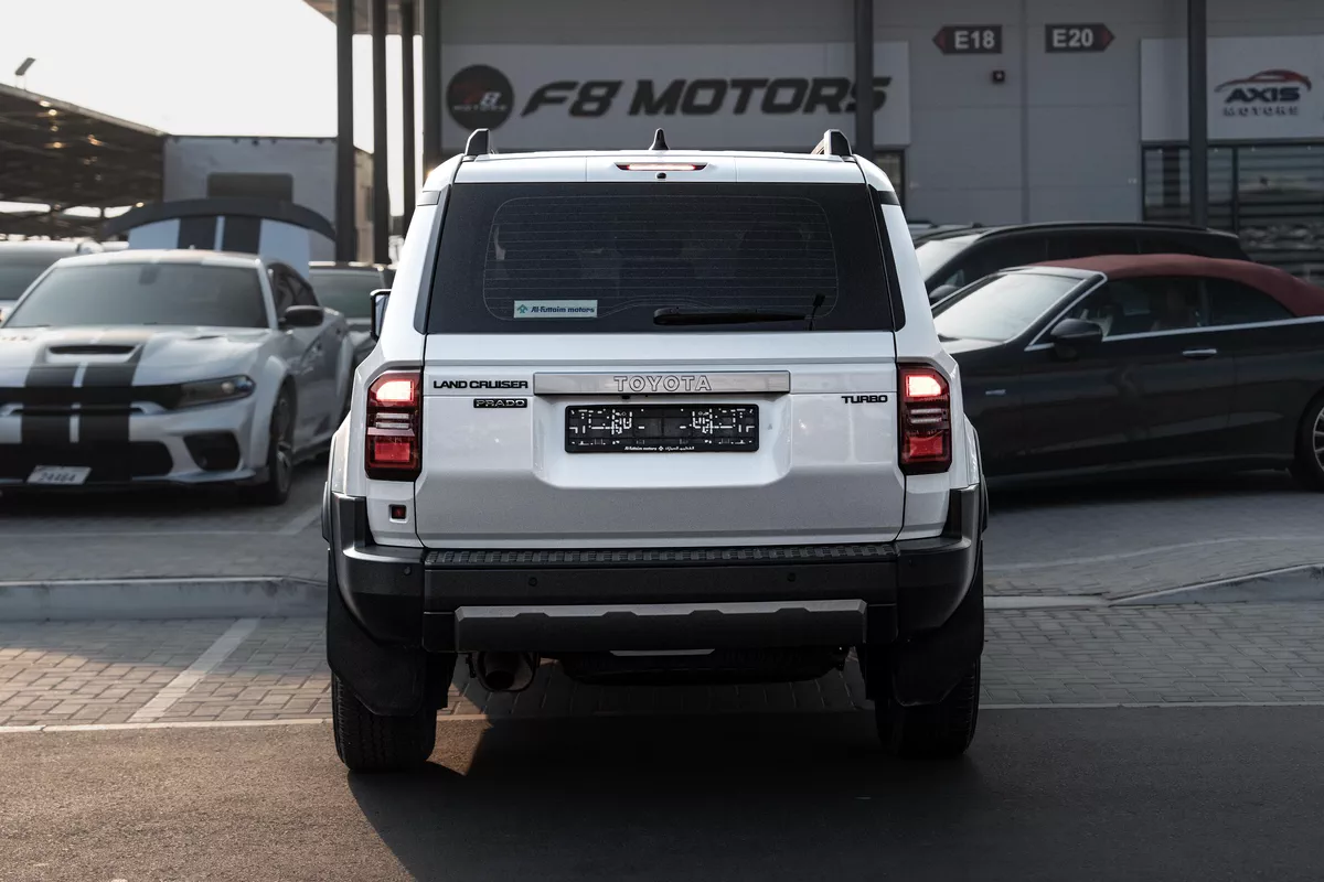 TOYOTA LAND CRUISER PRADO GCC-2-2