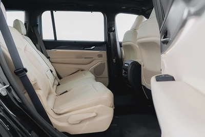 3,049 AED / 60 months | 0% DP | 2023 Jeep Grand Cherokee Limited Plus / Jeep Warranty-14