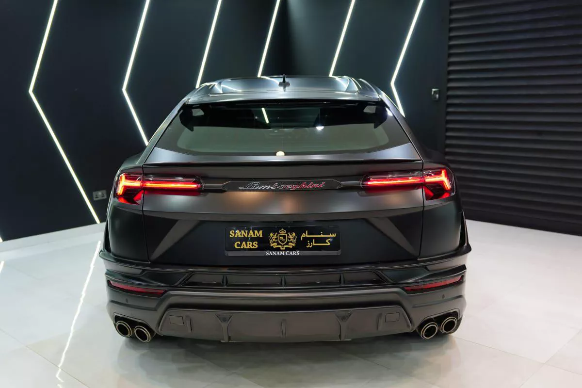 Lamborghini Urus Performante-2-2